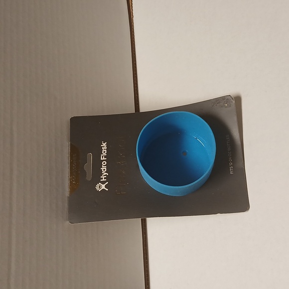 Hydro Flask Flex Boot blue fits 12 24oz nwt - Picture 2 of 5